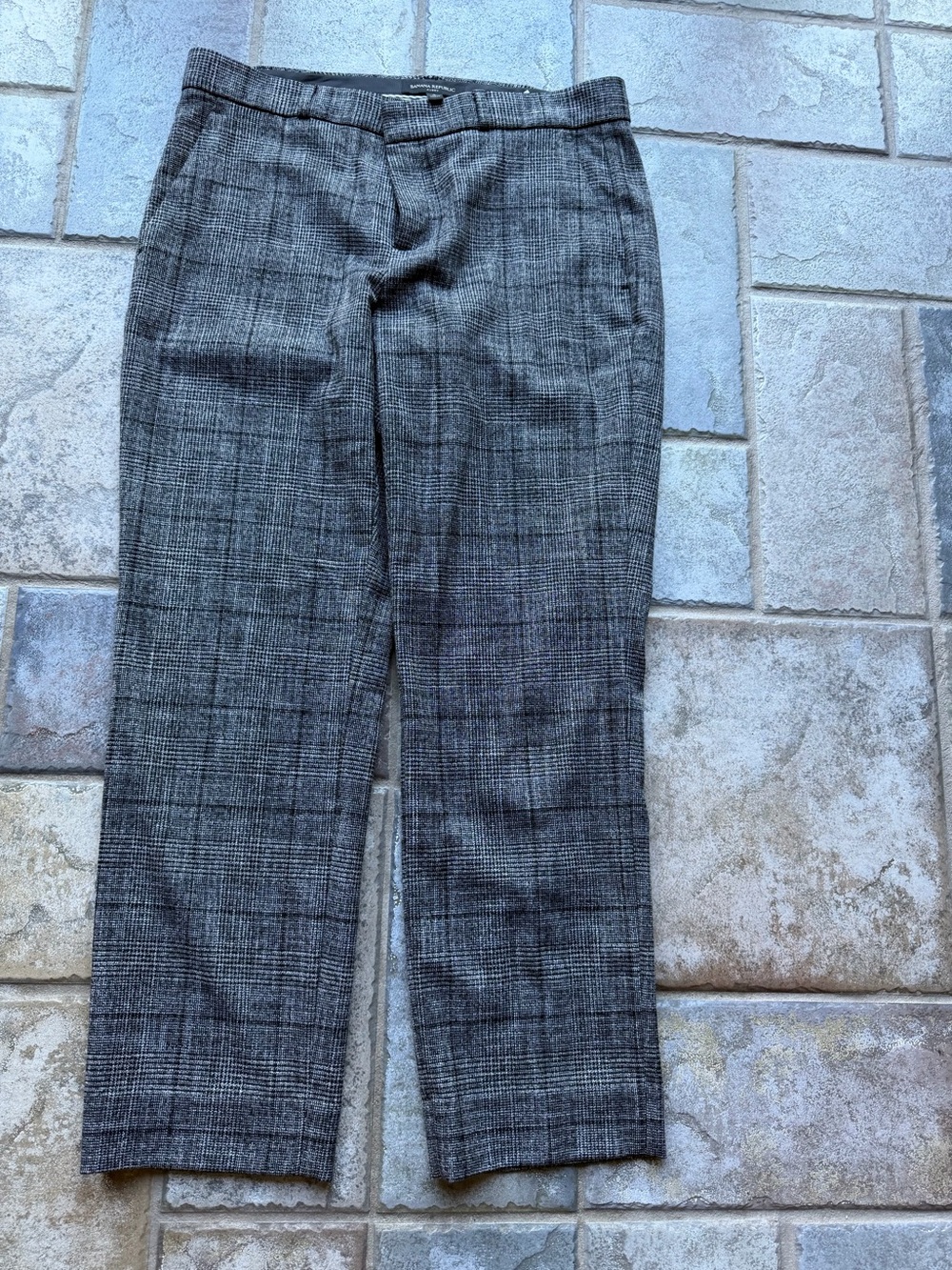 Banana Republic Gray Plaid Avery trousers
